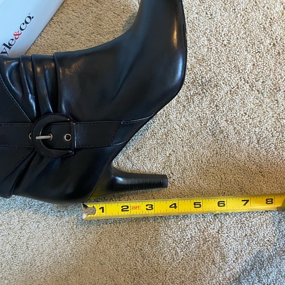 Women’s Style & Co black heeled booties, size 8 - Picture 6 of 7